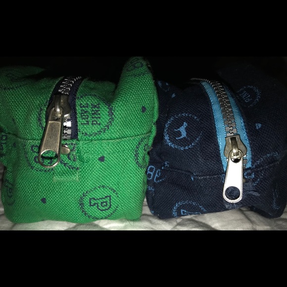 🦋🍀2 VS PINK COSMETIC VINTAGE BAGS🍀🦋 - Picture 10 of 11